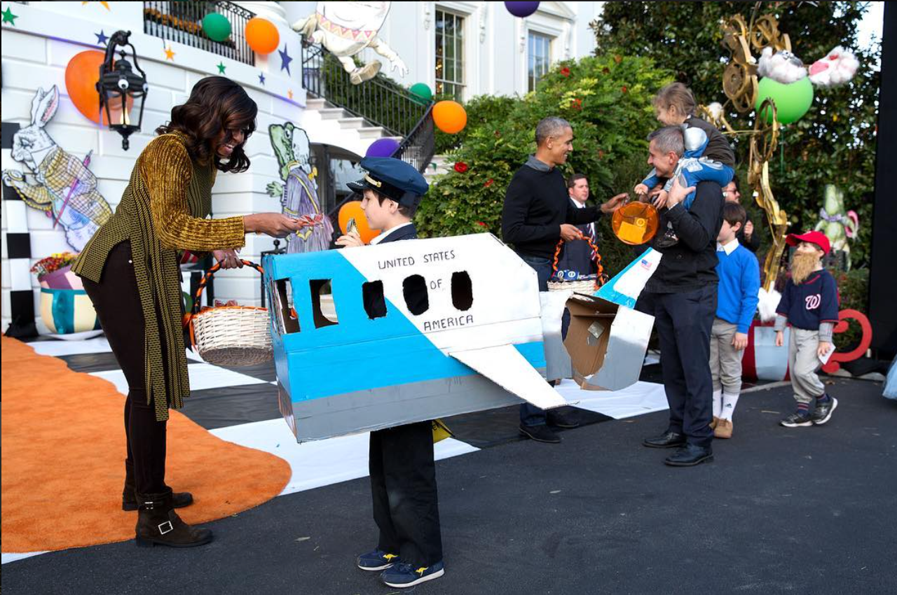 See Pics From the Obamas' Last Halloween in the White House
